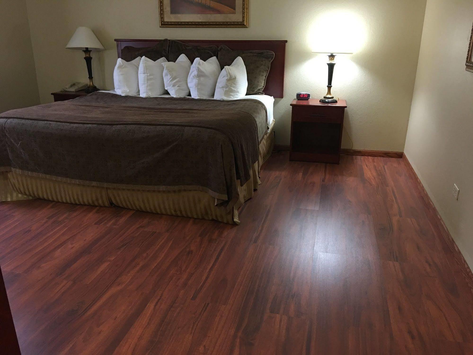 Chicago Club Inn & Suite Oakbrook Terrace Extérieur photo