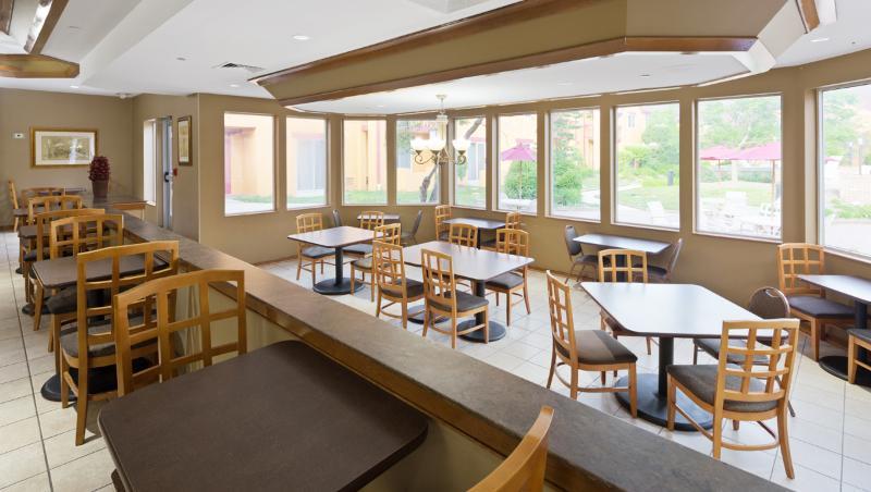 Chicago Club Inn & Suite Oakbrook Terrace Extérieur photo